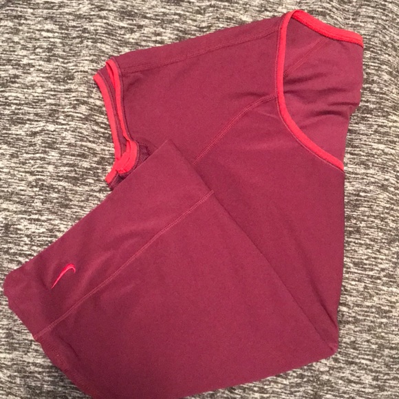 Nike Tops - 🎀 NikeFIT DRY Tee